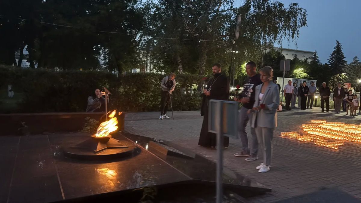 На Соборной площади Красногвардейского муниципального округа состоялось памятное мероприятие, посвящённое Дню Прохоровского поля — Третьего ратного поля России На Соборной площади Красногвардейского муниципального округа состоялось памятное мероприятие, посвящённое Дню Прохоровского поля — Третьего ратного поля России