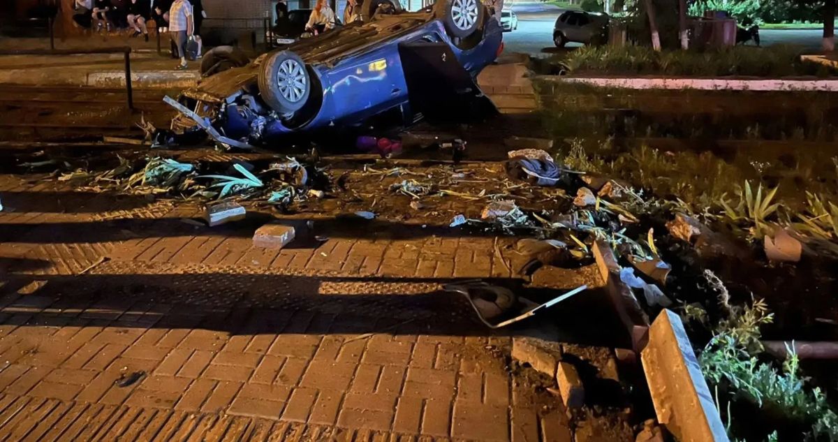 В страшном ДТП под Старым Осколом обошлось без жертв В страшном ДТП под Старым Осколом обошлось без жертв