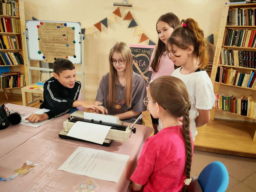 В Белгородском государственном литературном музее подходит к концу июльская смена «Укрытие» - проект, ставший образцом заботы о подрастающем поколении В Белгородском государственном литературном музее подходит к концу июльская смена «Укрытие» - проект, ставший образцом заботы о подрастающем поколении