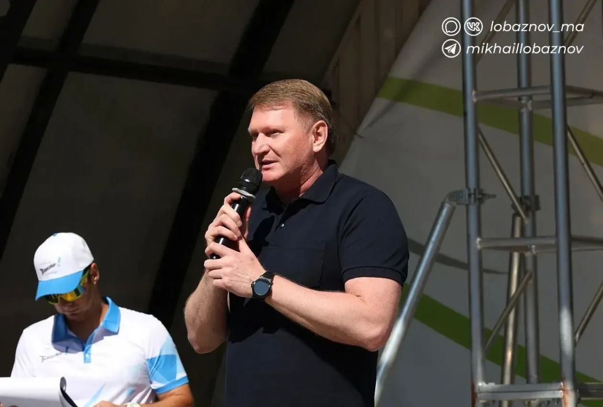 Михаил Лобазнов: В преддверии Дня металлурга на базе отдыха «Вместе Парк» состоялся мультиспортивный фестиваль «Вместе! Со спортом», объединивший любителей активного образа жизни Михаил Лобазнов: В преддверии Дня металлурга на базе отдыха «Вместе Парк» состоялся мультиспортивный фестиваль «Вместе! Со спортом», объединивший любителей активного образа жизни
