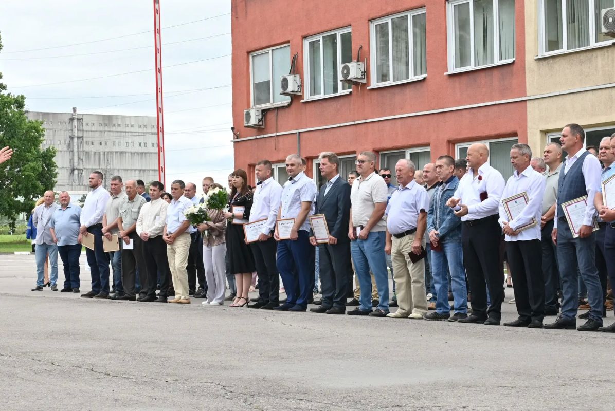 Михаил Лобазнов: Для Старого Оскола День металлурга всегда был и остаётся праздником с особым, сильным характером Михаил Лобазнов: Для Старого Оскола День металлурга всегда был и остаётся праздником с особым, сильным характером