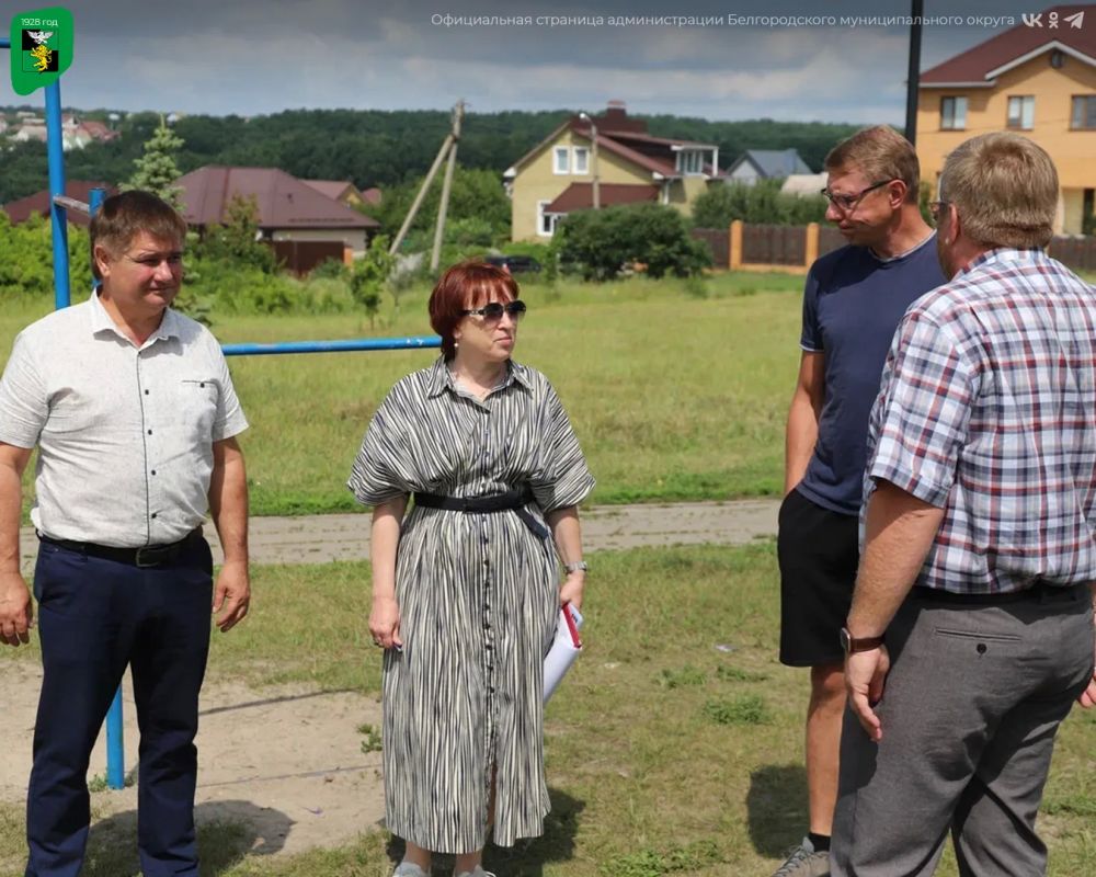В Таврово-3 на улице Молодёжной преобразили детскую площадку В Таврово-3 на улице Молодёжной преобразили детскую площадку
