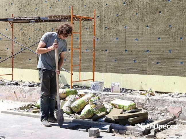 Белгороде продолжается ремонт Центра досуга в микрорайоне Крейда Белгороде продолжается ремонт Центра досуга в микрорайоне Крейда