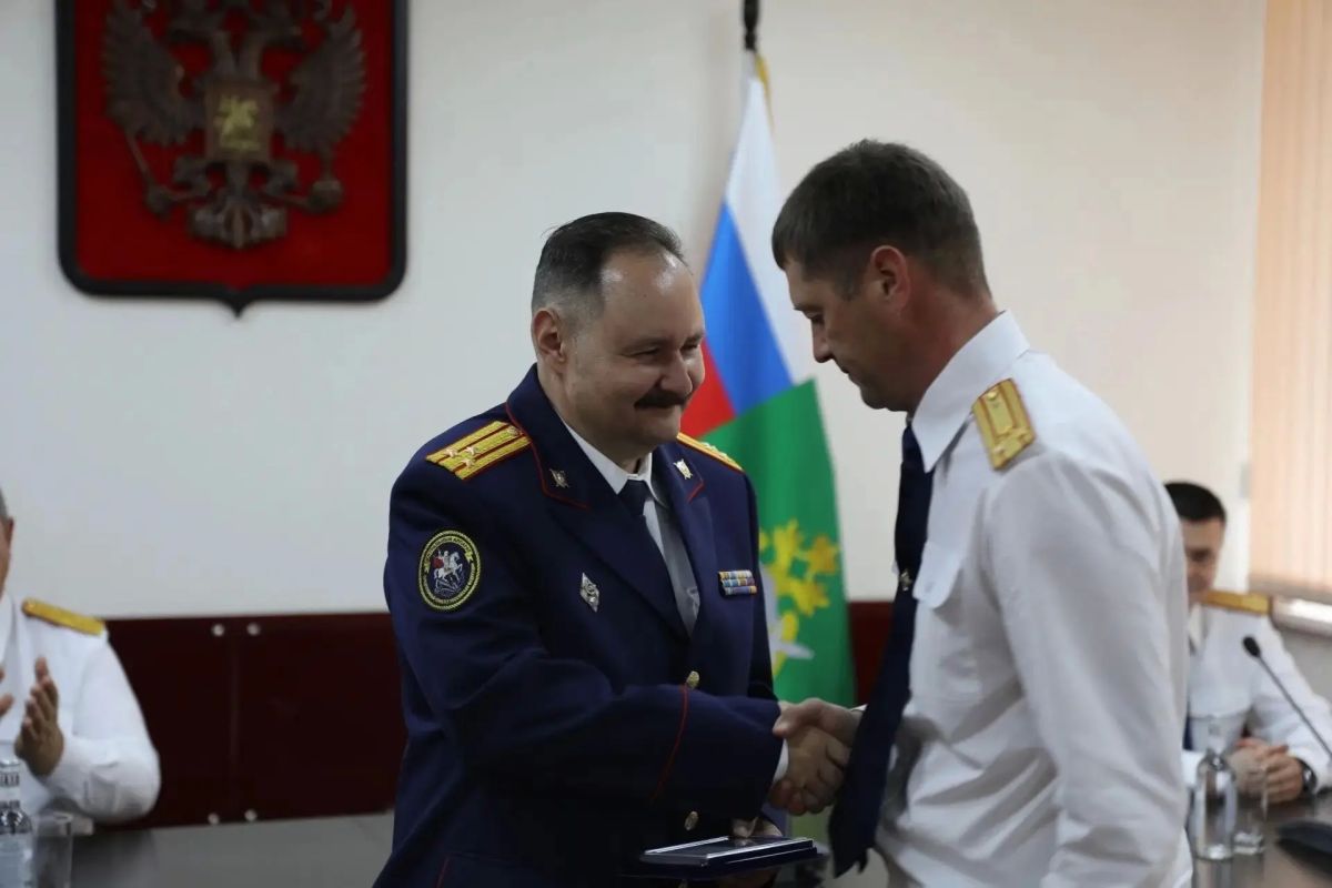 В преддверии Дня сотрудника органов следствия Российской Федерации сотрудники следственного управления СК России по Белгородской области удостоены ведомственных наград В преддверии Дня сотрудника органов следствия Российской Федерации сотрудники следственного управления СК России по Белгородской области удостоены ведомственных наград