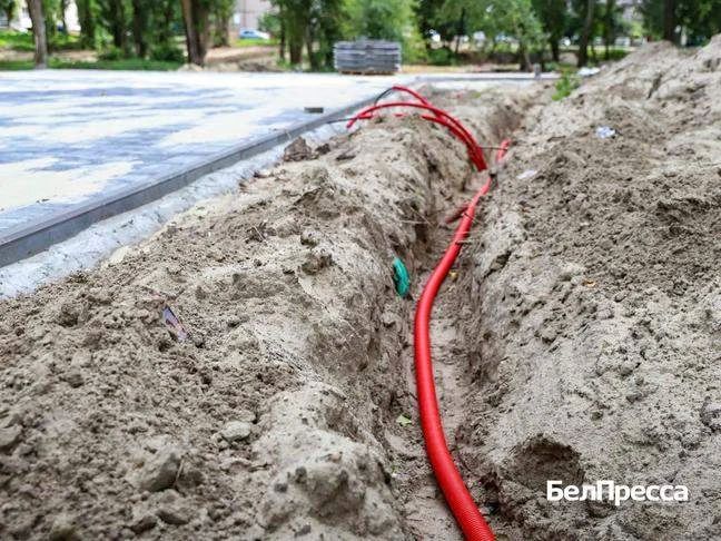 Старом Осколе продолжают благоустраивать набережную реки Осколец Старом Осколе продолжают благоустраивать набережную реки Осколец
