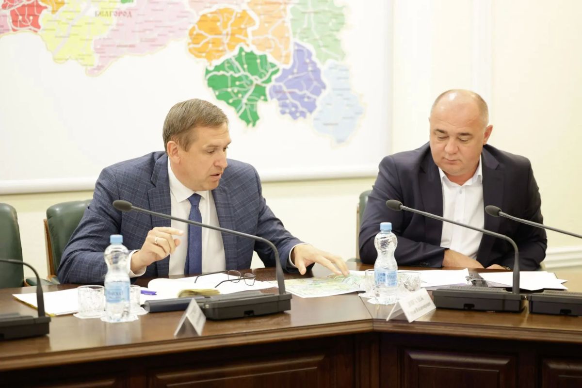 Александр Шуваев провёл совещание по содержанию федеральных дорог на территории региона Александр Шуваев провёл совещание по содержанию федеральных дорог на территории региона