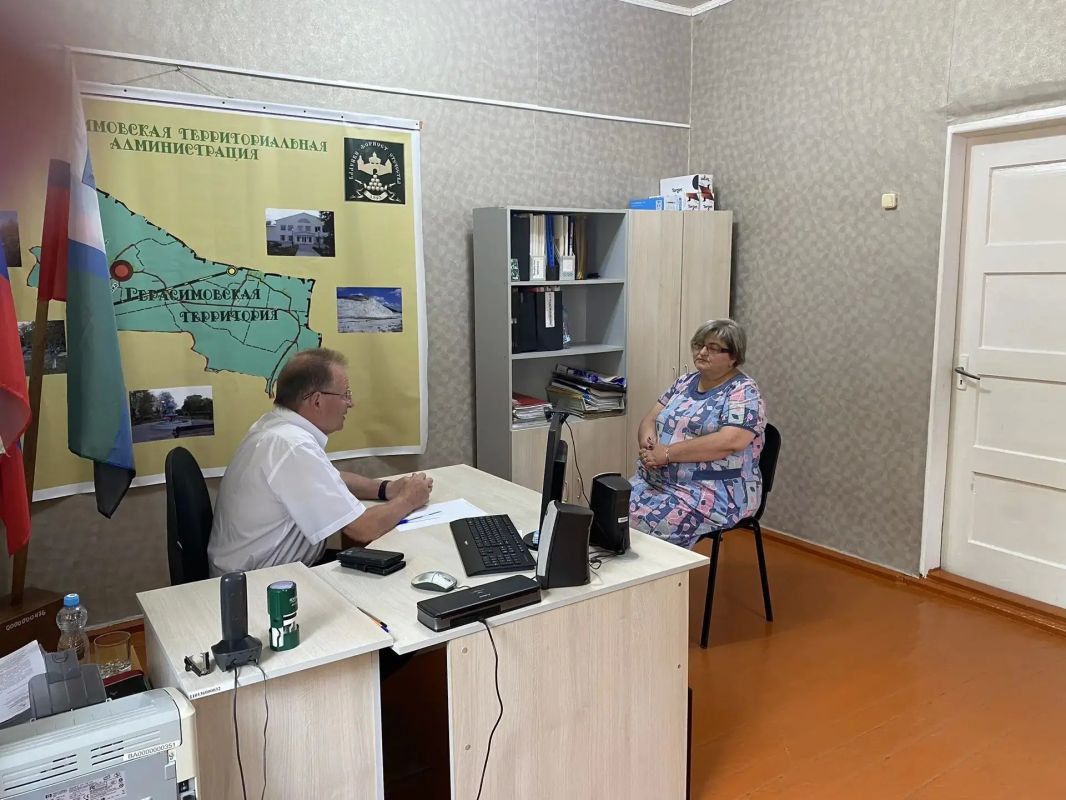 Алексей Дыбов: Провёл приём граждан в селе Герасимовка Алексей Дыбов: Провёл приём граждан в селе Герасимовка
