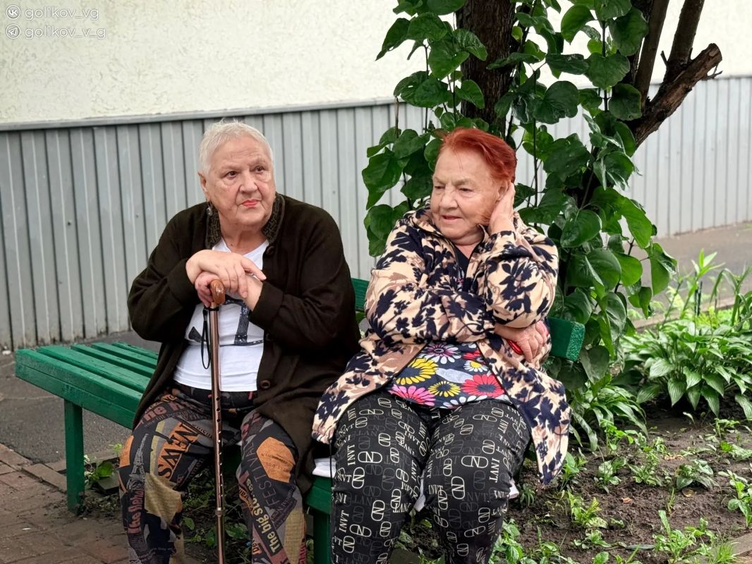 Василий Голиков: Продолжаю встречаться с губкинцами - на этой неделе в открытом диалоге с жителями дома №16 «А» по ул. Пролетарской Василий Голиков: Продолжаю встречаться с губкинцами - на этой неделе в открытом диалоге с жителями дома №16 «А» по ул. Пролетарской