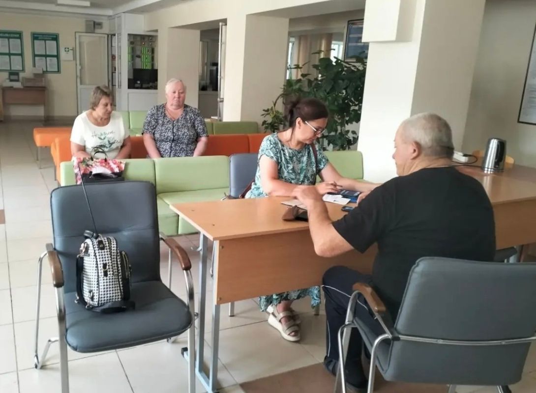 В пунктах временного размещения продолжается работа по поддержке наших земляков В пунктах временного размещения продолжается работа по поддержке наших земляков
