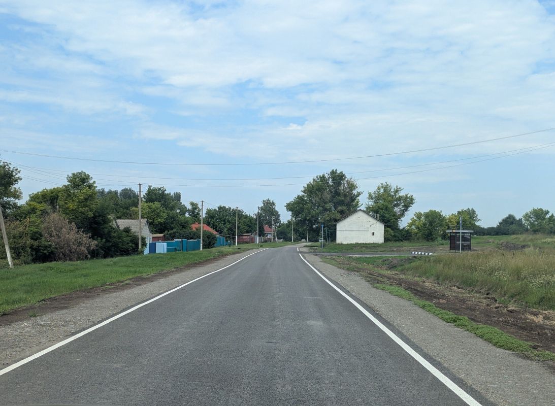 Завершен ремонт дороги возле села Долгое Завершен ремонт дороги возле села Долгое
