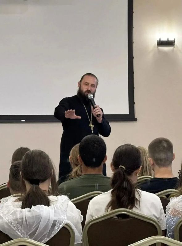 Паломнический центр встретил ребят из приграничья, чьи родители участвуют в спецоперации Паломнический центр встретил ребят из приграничья, чьи родители участвуют в спецоперации