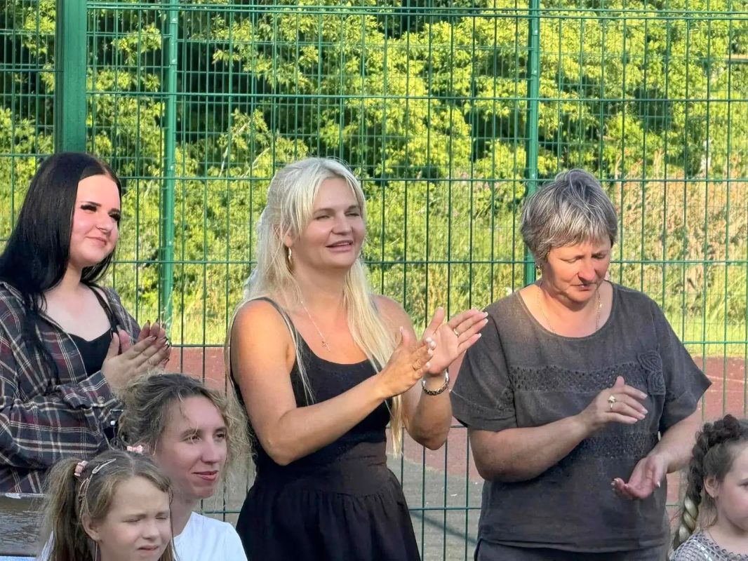 В Новобезгинском сельском поселении было по-особенному оживлённо и весело В Новобезгинском сельском поселении было по-особенному оживлённо и весело