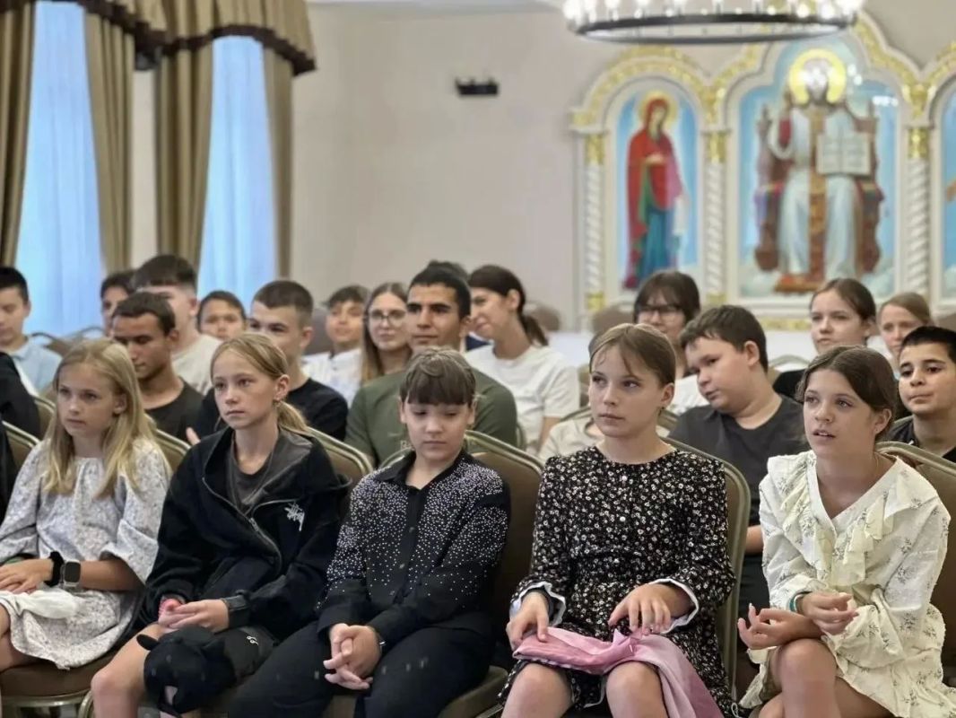 Паломнический центр встретил ребят из приграничья, чьи родители участвуют в спецоперации Паломнический центр встретил ребят из приграничья, чьи родители участвуют в спецоперации