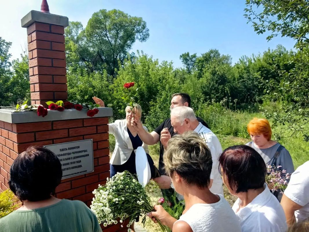 Олег Медведев: В День села на Саженской территории царила по-настоящему душевная атмосфера Олег Медведев: В День села на Саженской территории царила по-настоящему душевная атмосфера