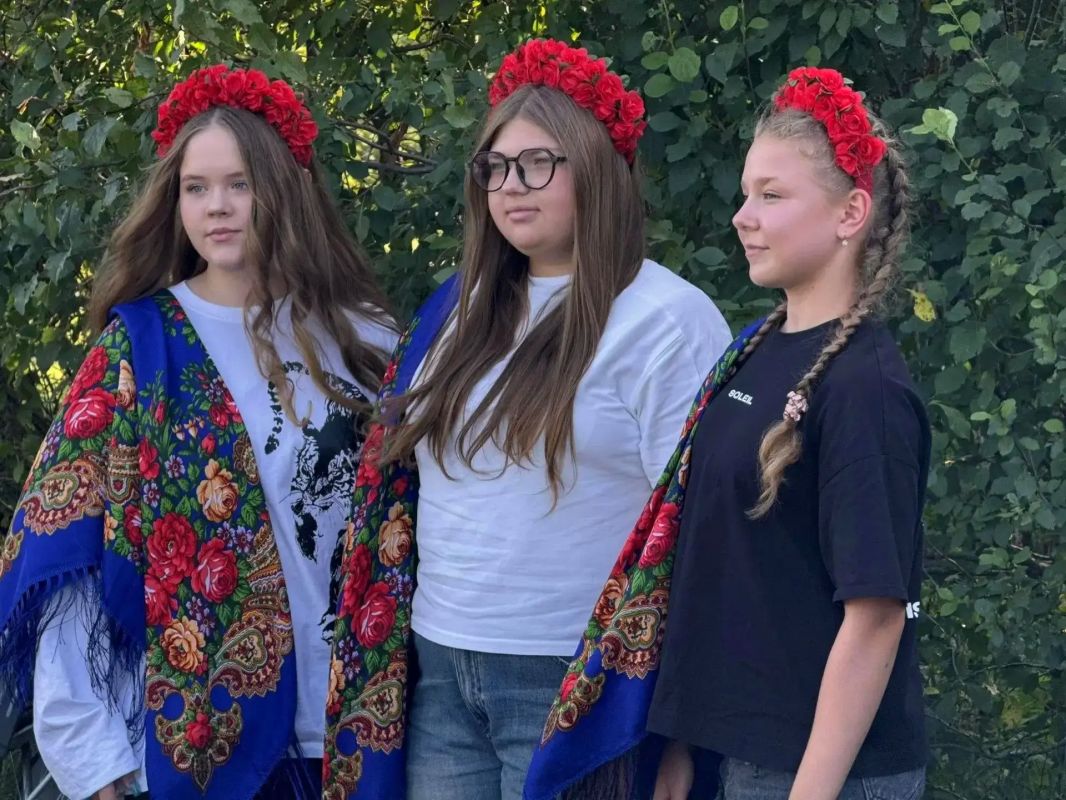 В Новобезгинском сельском поселении было по-особенному оживлённо и весело В Новобезгинском сельском поселении было по-особенному оживлённо и весело