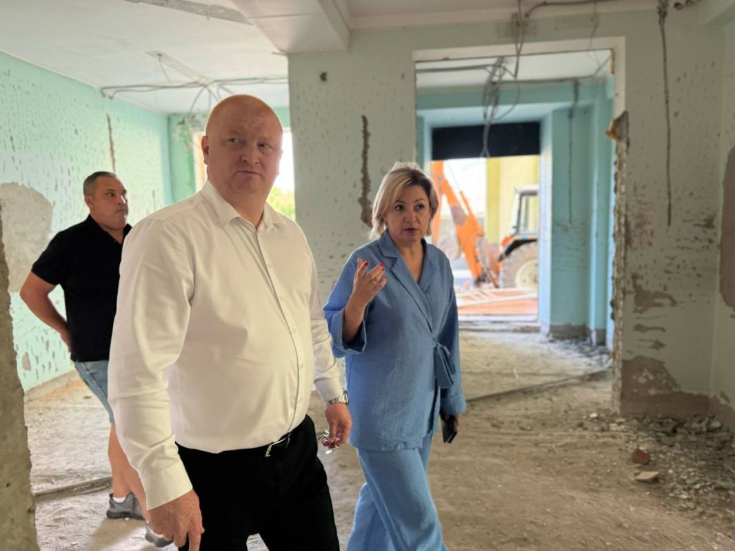Андрей Иконников: Проверил ход капитального ремонта детской поликлиники и стационара Чернянской ЦРБ, который осуществляется в рамках федерального проекта «Модернизация первичного звена здравоохранения» нацпроекта... Андрей Иконников: Проверил ход капитального ремонта детской поликлиники и стационара Чернянской ЦРБ, который осуществляется в рамках федерального проекта «Модернизация первичного звена здравоохранения» нацпроекта...