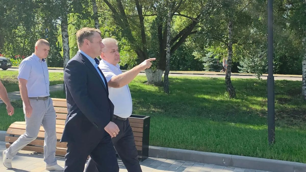 Александр Шуваев: С рабочей поездкой посетил Ивнянский округ Александр Шуваев: С рабочей поездкой посетил Ивнянский округ