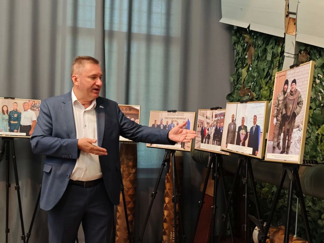Николай Нестеров: Сегодня в нашем округе, в сердце Святого Белогорья, состоялось торжественное открытие фотовыставки Регионального отделения Всероссийского общественного движения «Отцы России» в Белгородской области — «ОТЕЦ... Николай Нестеров: Сегодня в нашем округе, в сердце Святого Белогорья, состоялось торжественное открытие фотовыставки Регионального отделения Всероссийского общественного движения «Отцы России» в Белгородской области — «ОТЕЦ...