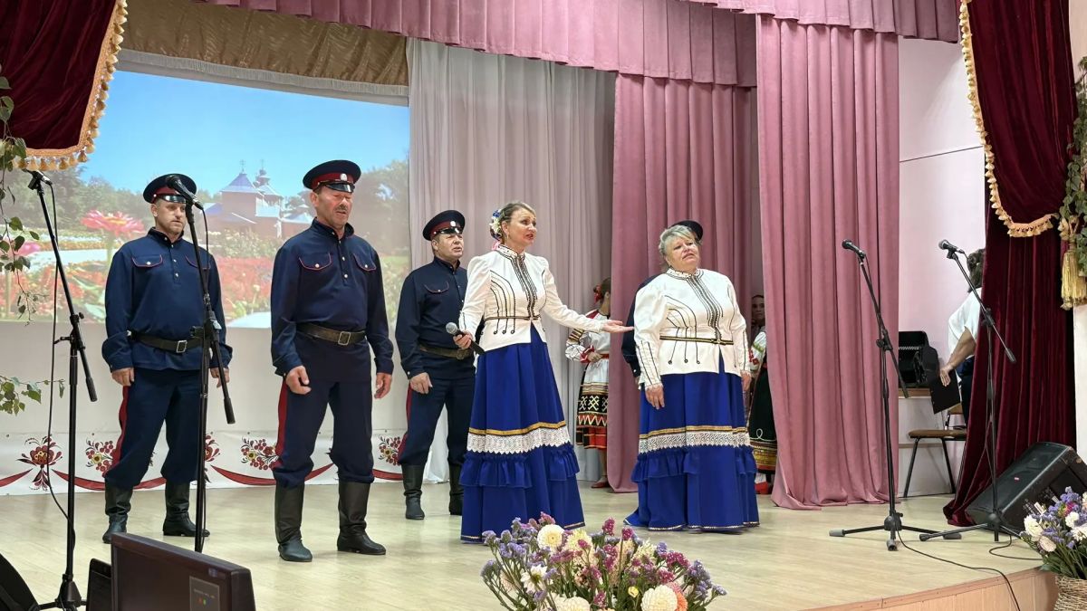 Сегодня жители с. Верхососна отметили 379й день рождения родного села Сегодня жители с. Верхососна отметили 379й день рождения родного села