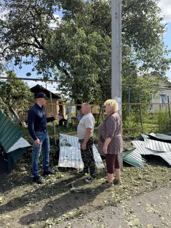 10 частных домов пострадали: последствия атаки дрона ВСУ в Губкинском округе показал глава муниципалитета 10 частных домов пострадали: последствия атаки дрона ВСУ в Губкинском округе показал глава муниципалитета