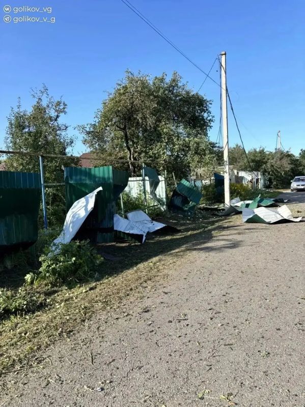 10 частных домов пострадали: последствия атаки дрона ВСУ в Губкинском округе показал глава муниципалитета 10 частных домов пострадали: последствия атаки дрона ВСУ в Губкинском округе показал глава муниципалитета