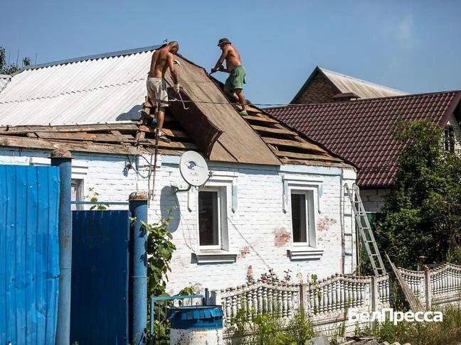 В Шебекино ликвидируют последствия атак вражеских беспилотников В Шебекино ликвидируют последствия атак вражеских беспилотников