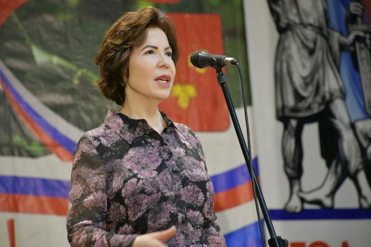Чтобы по-настоящему понимать, чем живёт округ, важно постоянно поддерживать связь с жителями Чтобы по-настоящему понимать, чем живёт округ, важно постоянно поддерживать связь с жителями