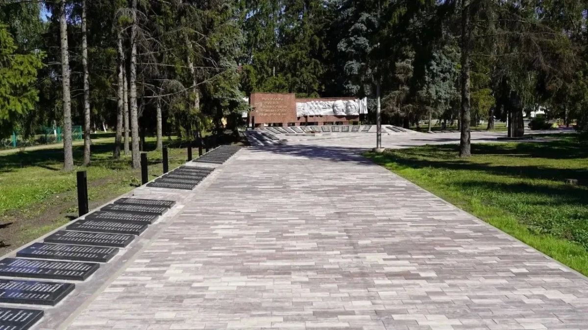 В Прохоровском округе обновили мемориальный комплекс «Вечный огонь» В Прохоровском округе обновили мемориальный комплекс «Вечный огонь»
