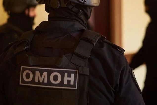 В Курской области при силовой поддержке ОМОН Росгвардии пресечена деятельность салонов по оказанию интимных услуг