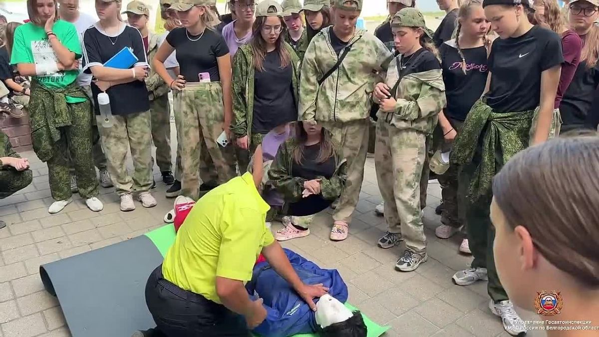 В Белгородской области более 190 курсанток Центра «Воин» прошли тренинг по безопасности дорожного движения