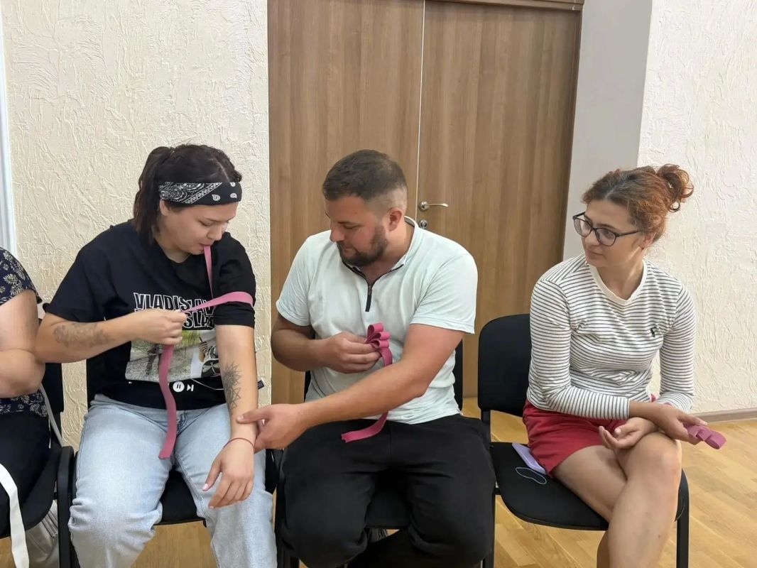 В Грайворонском округе прошли занятия по тактической медицине В Грайворонском округе прошли занятия по тактической медицине