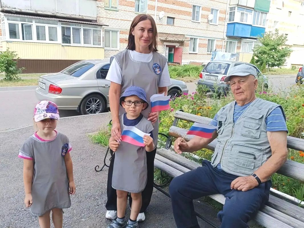Андрей Миськов: Юные новооскольцы стали активными участниками праздничных мероприятий Андрей Миськов: Юные новооскольцы стали активными участниками праздничных мероприятий