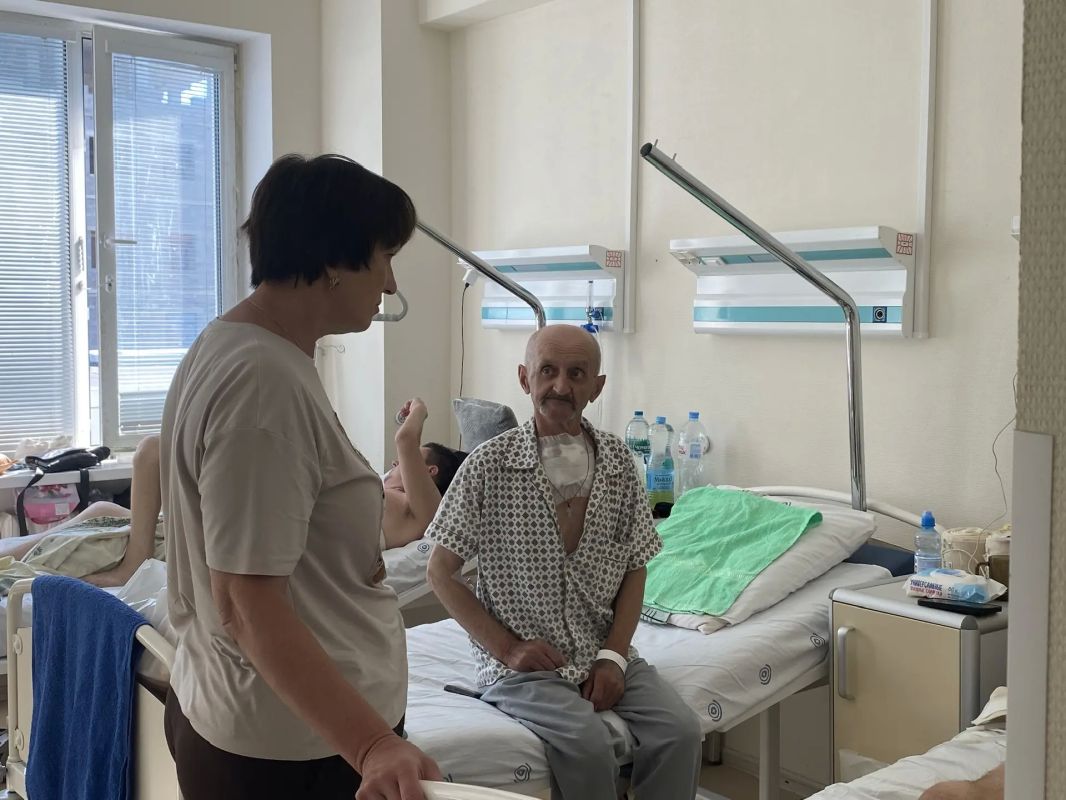 Татьяна Круглякова: Навестила наших земляков, проходящих лечение в городской больнице №2