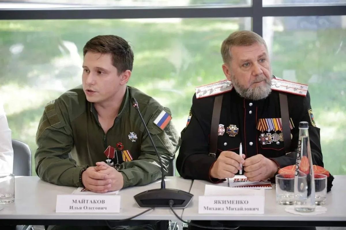 Александр Шуваев: Вместе с министром экономического развития России Максимом Геннадьевичем Решетниковым встретились с участниками и победителями регионального проекта «Время СВОих героев» Александр Шуваев: Вместе с министром экономического развития России Максимом Геннадьевичем Решетниковым встретились с участниками и победителями регионального проекта «Время СВОих героев»