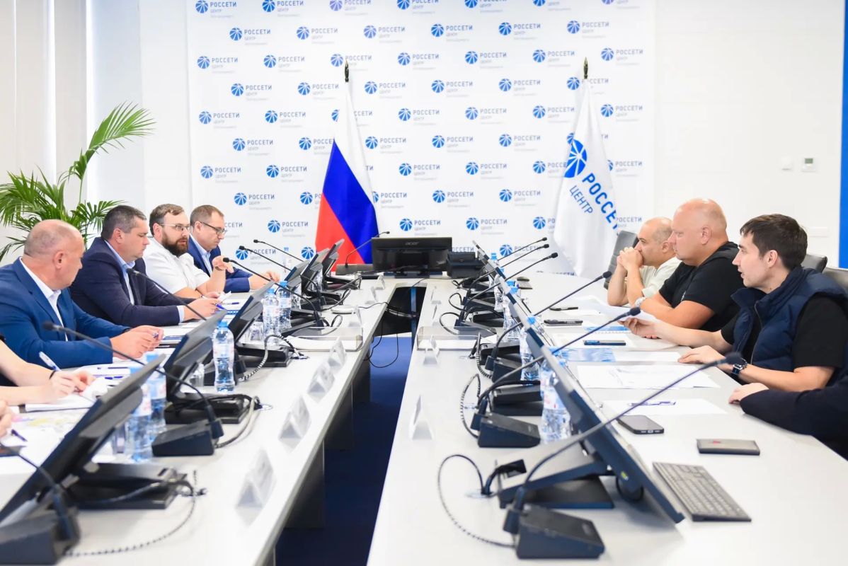 Евгений Грабчак провел выездное совещание по обеспечению надёжности энергоснабжения Белгородской области