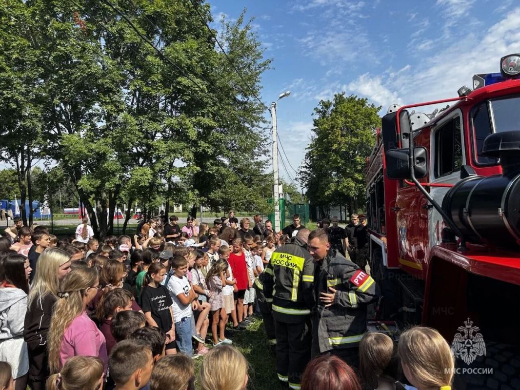 В оздоровительном лагере «Солнышко» детям напомнили правила безопасного отдыха В оздоровительном лагере «Солнышко» детям напомнили правила безопасного отдыха