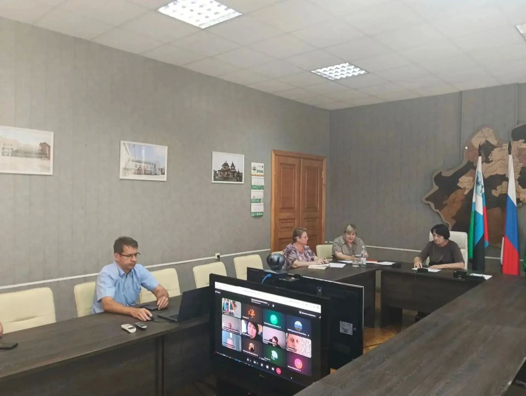 Татьяна Круглякова: Продолжаем обсуждать с родительским активом начало учебного года в приграничье Татьяна Круглякова: Продолжаем обсуждать с родительским активом начало учебного года в приграничье