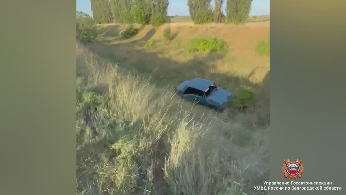 #СВОДКА_ДТП. По предварительным данным, вчера около 17 часов 10 минут на 1 км автодороги «Губкин - Троицкий» Губкинского округа 49-летний водитель, управляя автомобилем «ВАЗ 21070», не выбрал безопасную скорость движения, не...