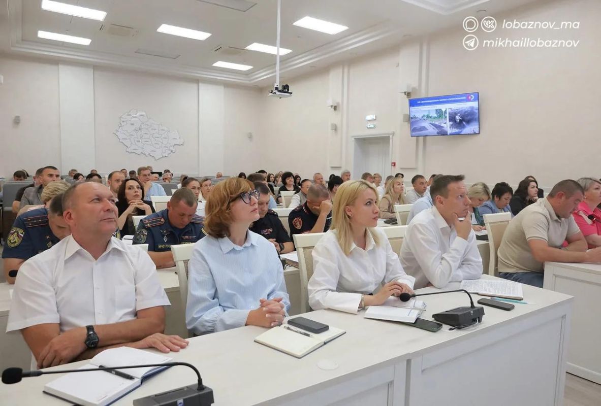 В администрации округа состоялось расширенное совещание, на котором подведены итоги работы всех отраслей и направлений, определены ключевые планы на сентябрь В администрации округа состоялось расширенное совещание, на котором подведены итоги работы всех отраслей и направлений, определены ключевые планы на сентябрь