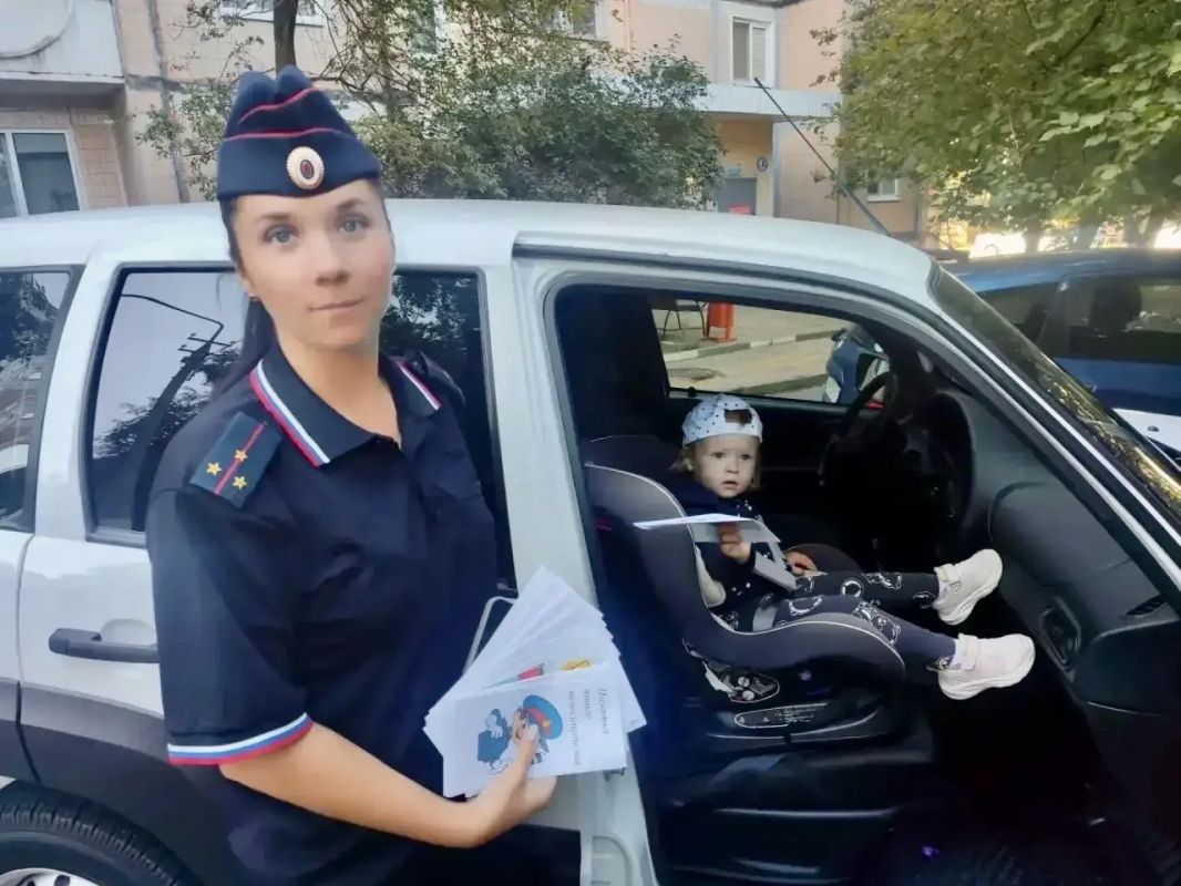 Здравствуйте. «Родительские патрули» уже заступили на дежурства вблизи образовательных учреждений Сотрудники Госавтоинспекции вместе с родительской общественностью напоминают вам и другим участникам, об обязательном... Здравствуйте. «Родительские патрули» уже заступили на дежурства вблизи образовательных учреждений Сотрудники Госавтоинспекции вместе с родительской общественностью напоминают вам и другим участникам, об обязательном...