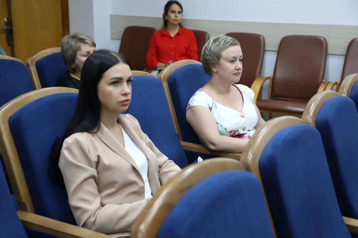 В администрации округа состоялось заседание межведомственной комиссии по безопасности дорожного движения, на котором была детально проанализировала статистика аварийности за первое полугодие 2026 года В администрации округа состоялось заседание межведомственной комиссии по безопасности дорожного движения, на котором была детально проанализировала статистика аварийности за первое полугодие 2026 года