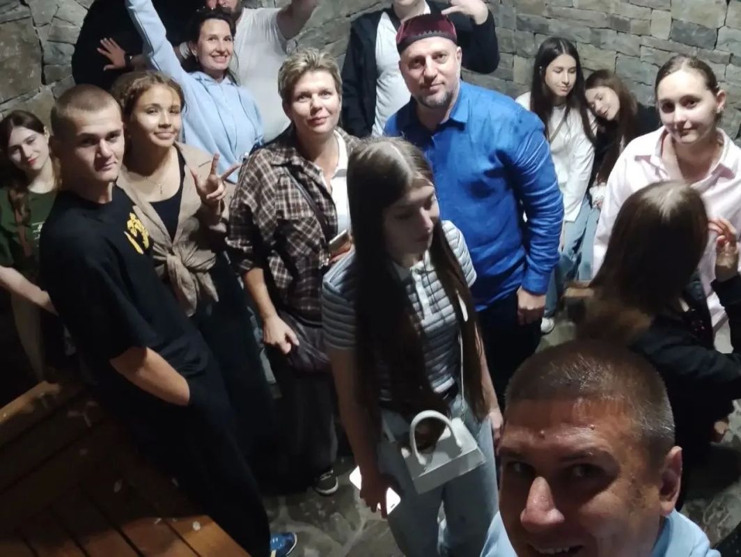 Грайворонские школьники вернулись из Чечни: путешествие, которое запомнится на всю жизнь Грайворонские школьники вернулись из Чечни: путешествие, которое запомнится на всю жизнь