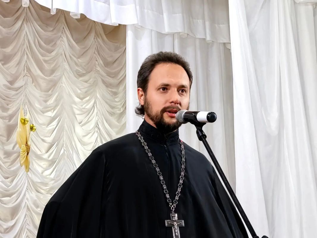 Николай Нестеров: Сегодня, в престольный праздник Успения Пресвятой Богородицы, жители Алексеевки отмечают День села! Николай Нестеров: Сегодня, в престольный праздник Успения Пресвятой Богородицы, жители Алексеевки отмечают День села!