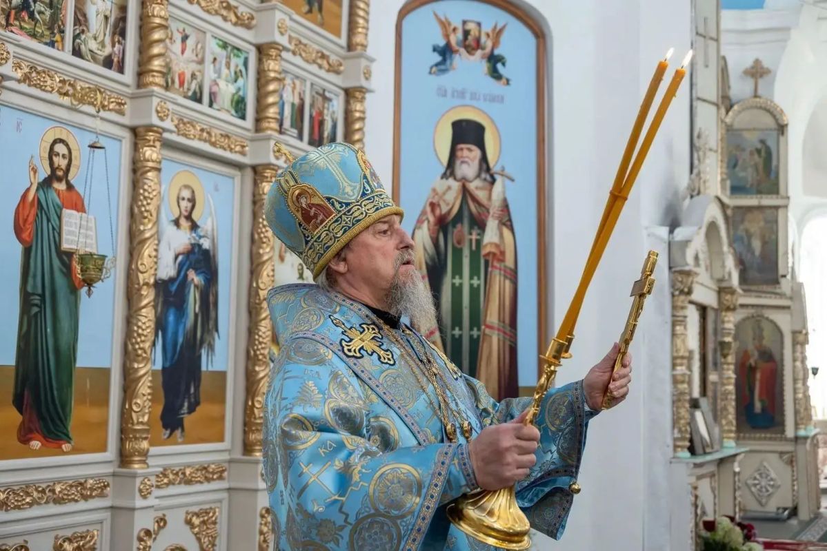 Николай Нестеров: В селе Большая Халань после масштабной реставрации вновь распахнул свои двери Успенский храм! Николай Нестеров: В селе Большая Халань после масштабной реставрации вновь распахнул свои двери Успенский храм!