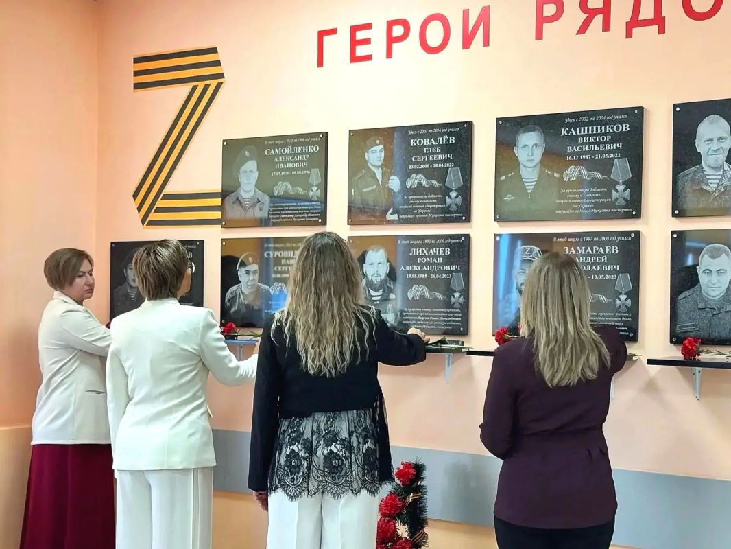 Андрей Миськов: Сегодня, в День знаний, мы заложили ещё один важный камень в фундамент будущего нашего округа Андрей Миськов: Сегодня, в День знаний, мы заложили ещё один важный камень в фундамент будущего нашего округа