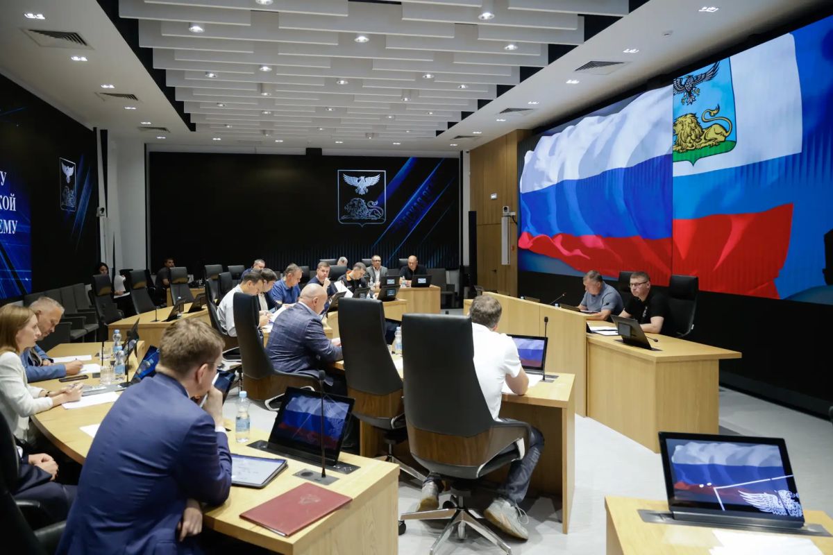 Вице-премьер Марат Хуснуллин посетил Воронежскую и Белгородскую области Вице-премьер Марат Хуснуллин посетил Воронежскую и Белгородскую области
