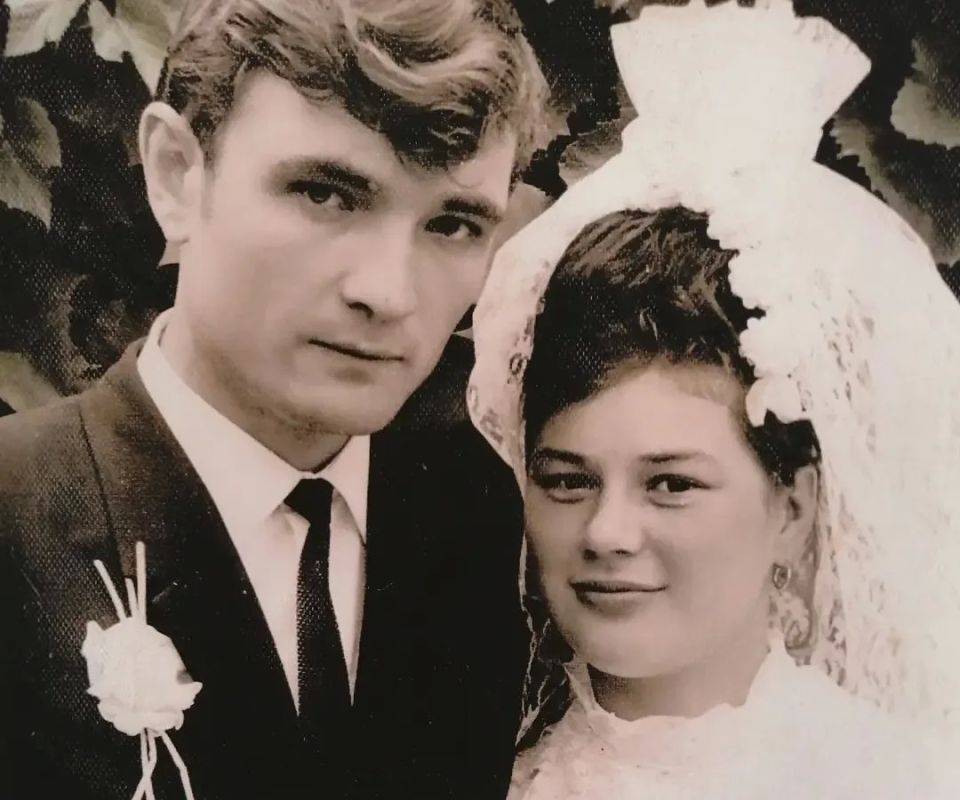 55 лет рука об руку: супруги Новомлинские из Головчино отметили изумрудную свадьбу 55 лет рука об руку: супруги Новомлинские из Головчино отметили изумрудную свадьбу
