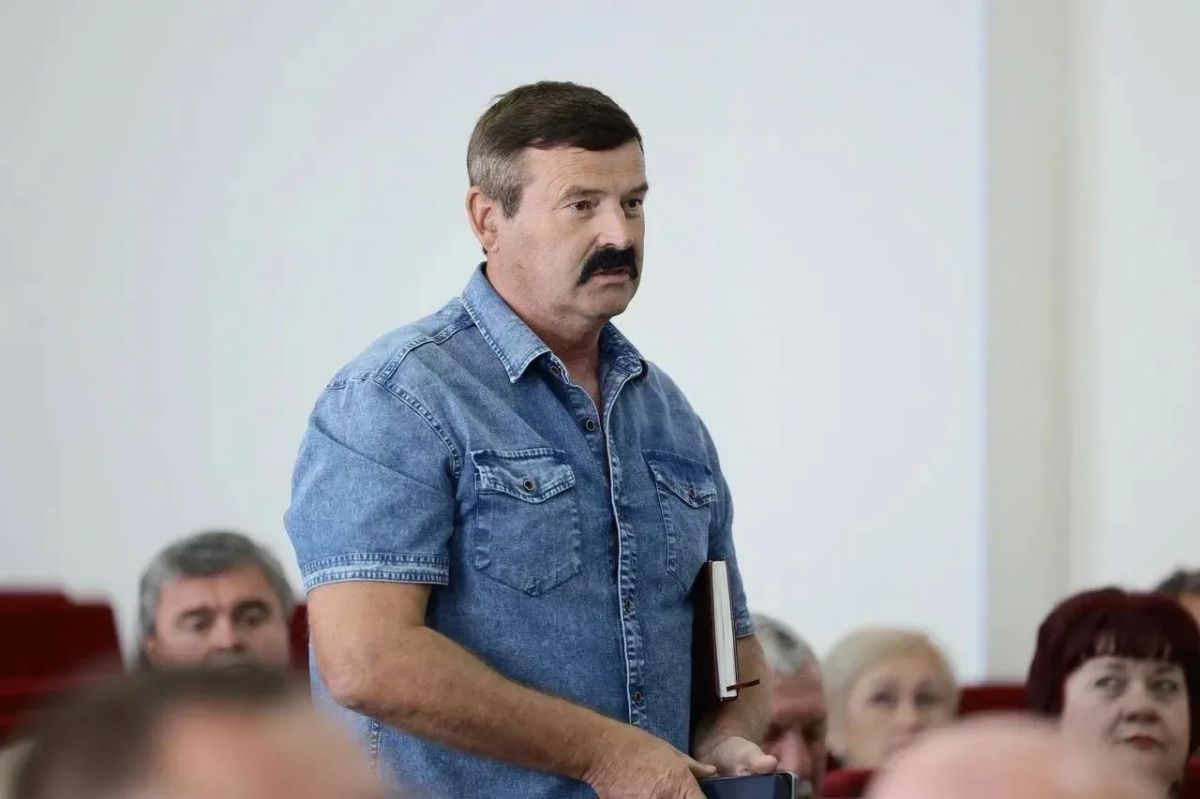 Александр Шуваев обсудил с губкинцами вопросы безопасности, социнфраструктуры и сельского хозяйства Александр Шуваев обсудил с губкинцами вопросы безопасности, социнфраструктуры и сельского хозяйства