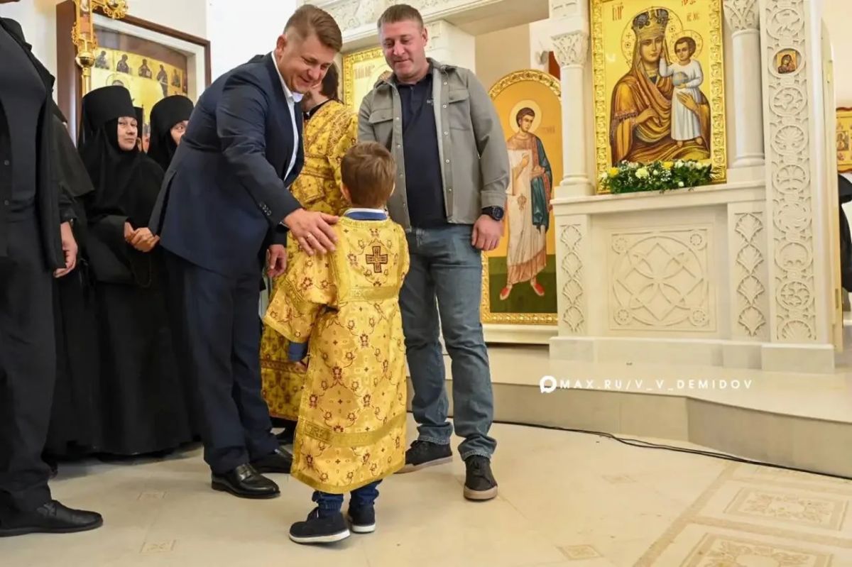 Валентин Демидов: Сегодня большое событие для Белгорода – на меловой горе открыл свои двери новый храм в честь Всемилостивого Спаса Валентин Демидов: Сегодня большое событие для Белгорода – на меловой горе открыл свои двери новый храм в честь Всемилостивого Спаса