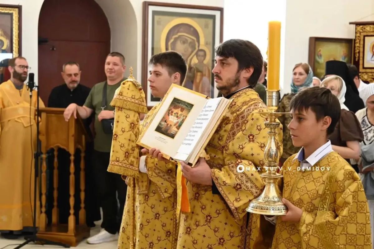 Валентин Демидов: Сегодня большое событие для Белгорода – на меловой горе открыл свои двери новый храм в честь Всемилостивого Спаса Валентин Демидов: Сегодня большое событие для Белгорода – на меловой горе открыл свои двери новый храм в честь Всемилостивого Спаса